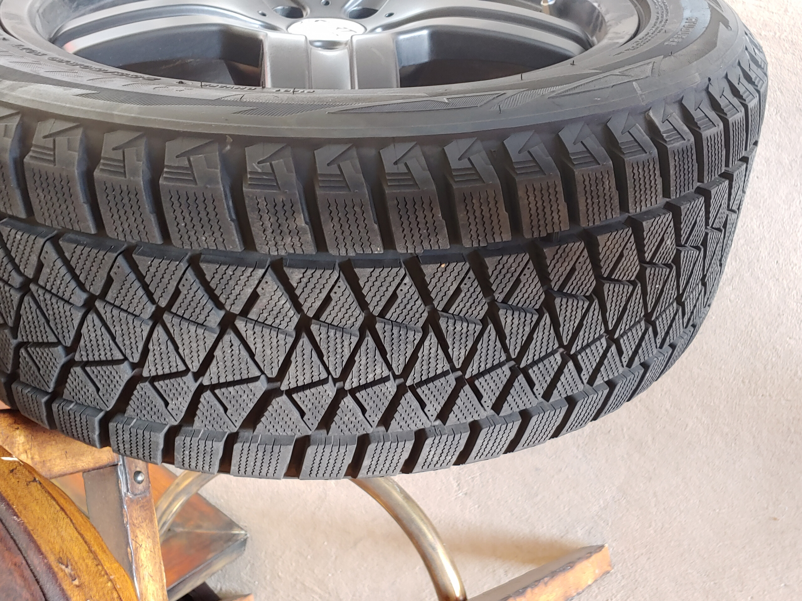 4 Bridgestone Blizzak With Rims Sell My Tires