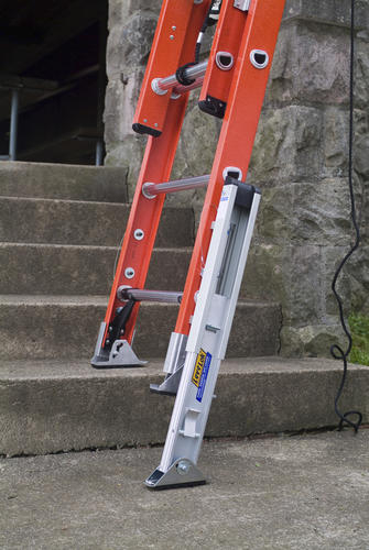 Keller Extension Ladder Leveler At Menards 