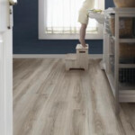 Tarkett AquaFlor Plus 8 1 32 X 47 5 8 Laminate Flooring 15 94 Sq